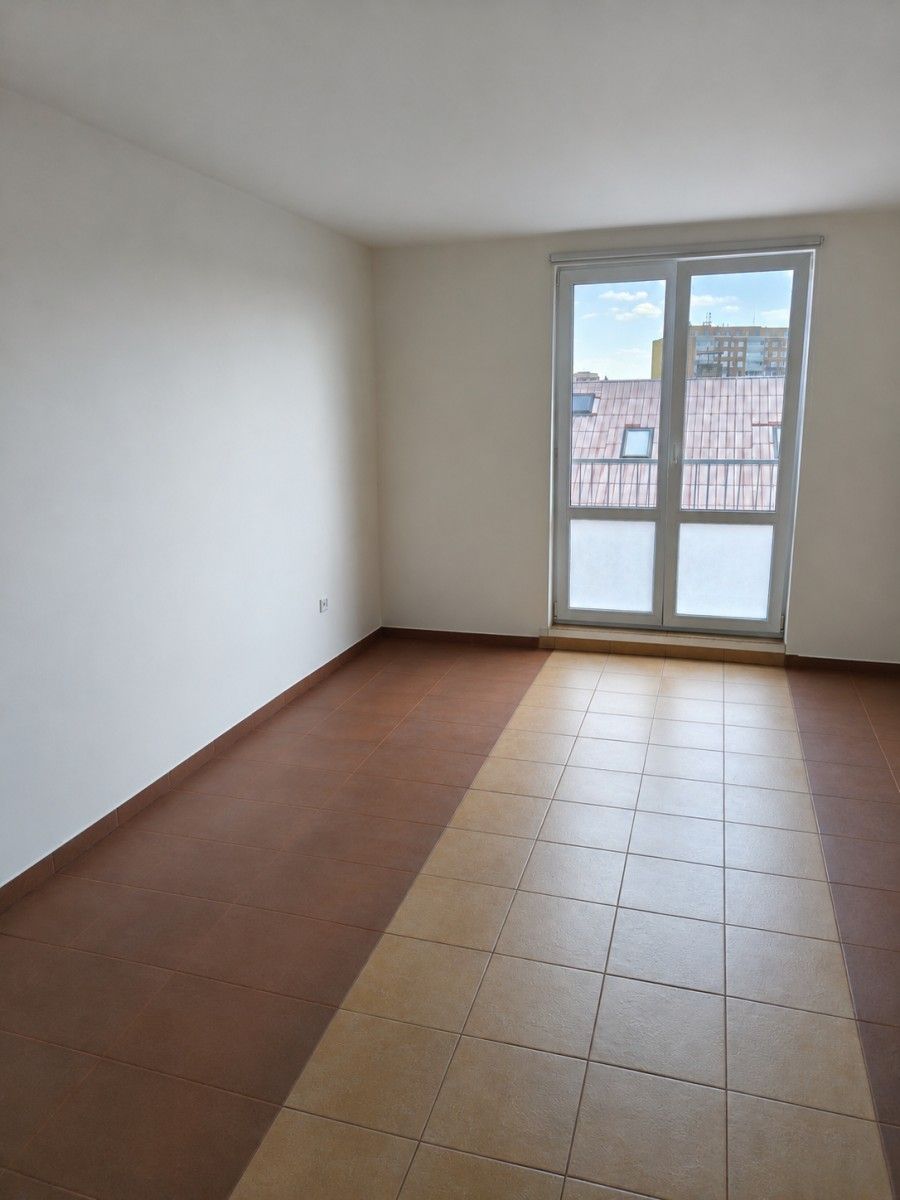 4+kk, Pod Lipami, Praha - Žižkov, 109 m² - 1