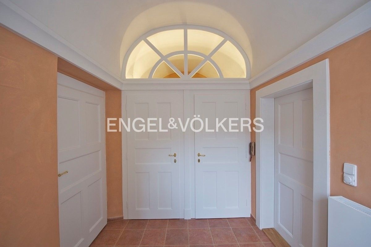 Pronájem byt 2+1 - Šporkova 240, Praha Malá Strana, 54 m² - 5