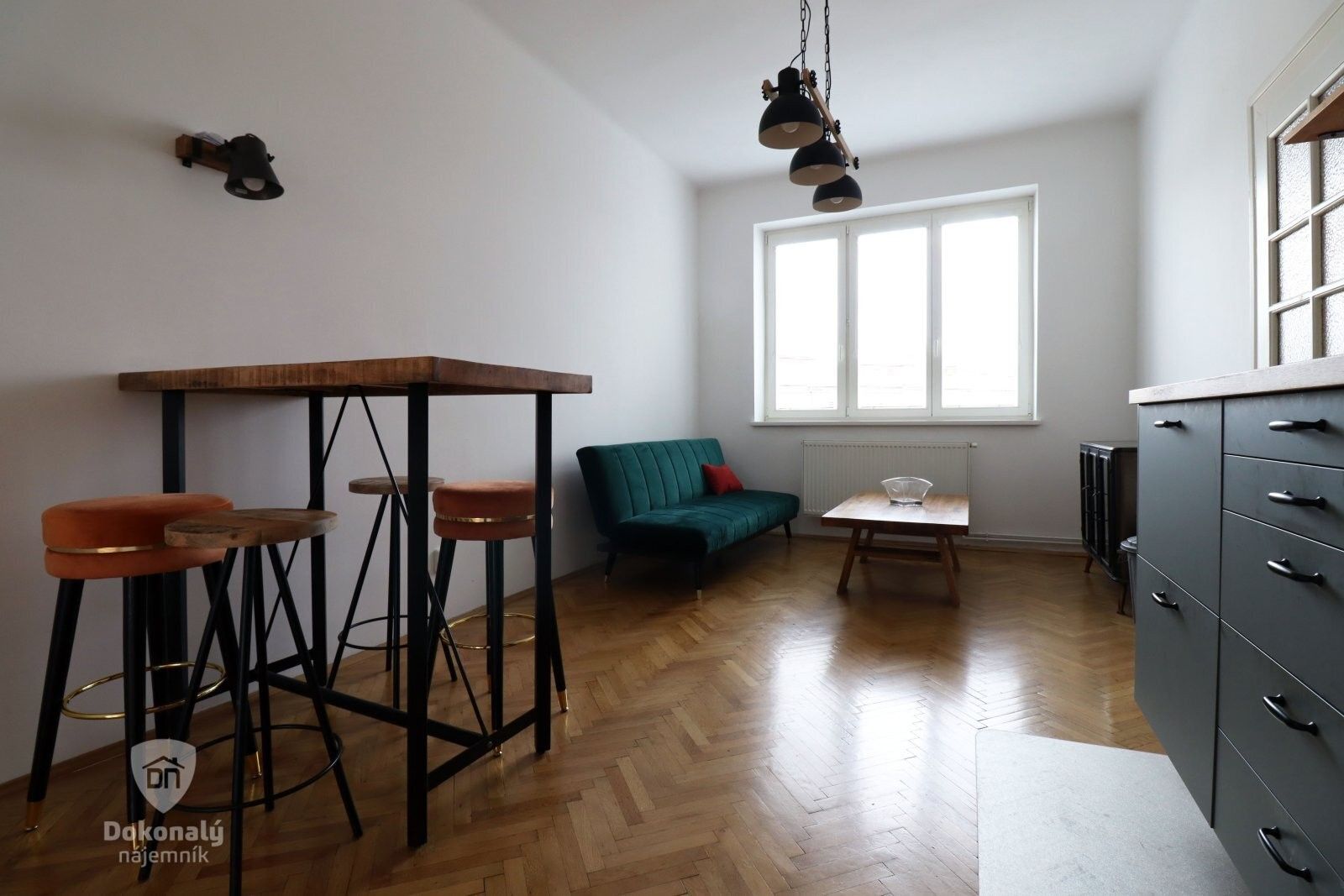 Pronájem byt 3+kk - Na Zlatnici, Praha, 66 m²