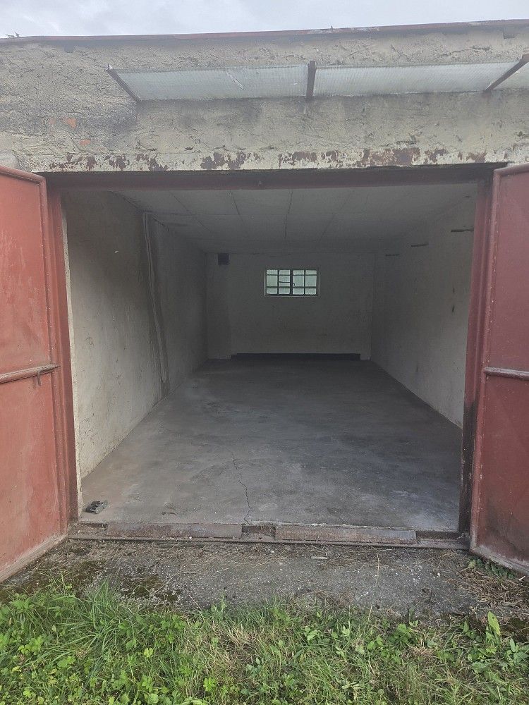 Garáže, Úvoz, Opava, 24 m² - 1