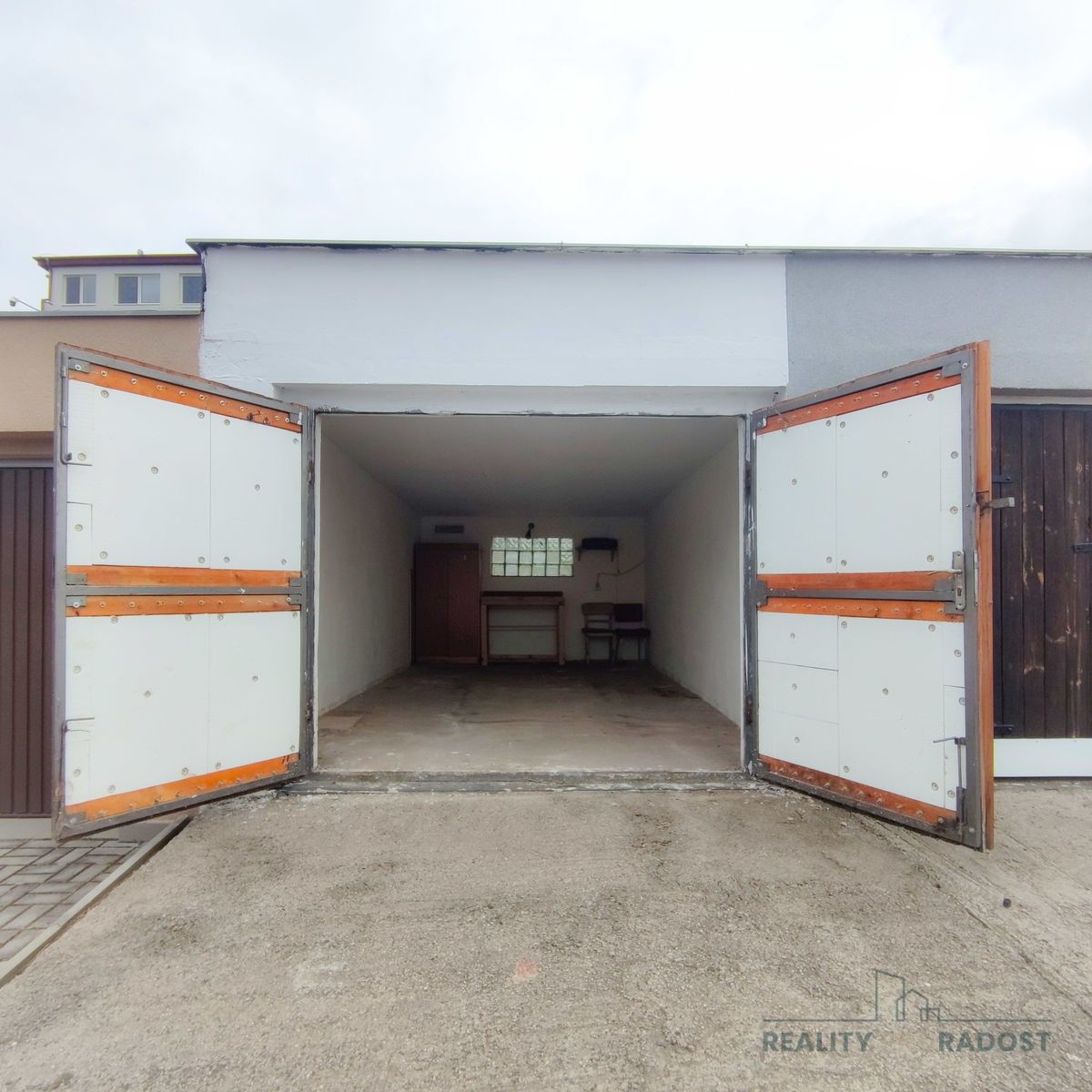 Prodej garáž - Bečov, 20 m²
