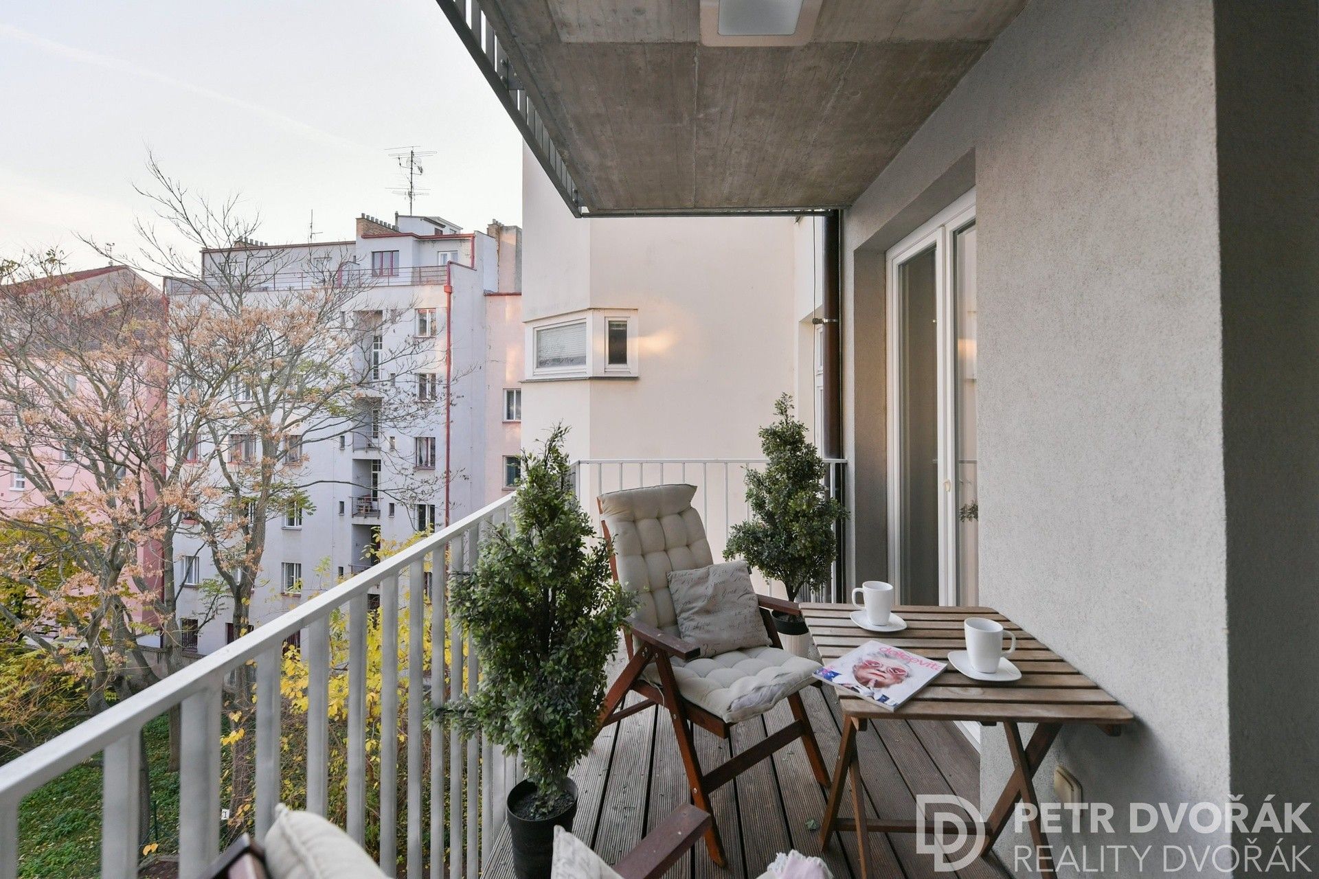 Pronájem byt 3+kk - Záhřebská, Praha, 68 m²