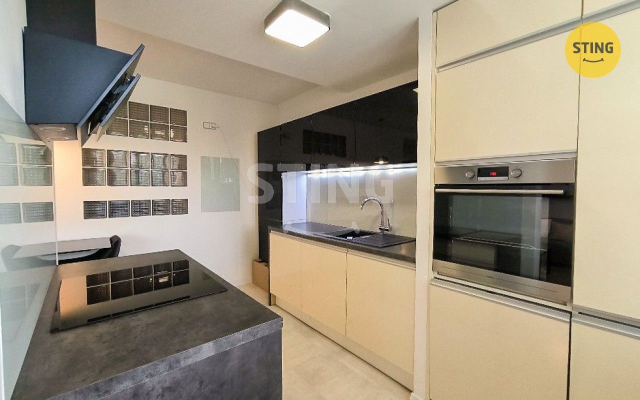 Pronájem byt 2+kk - Porubská, Ostrava, 59 m² - 5