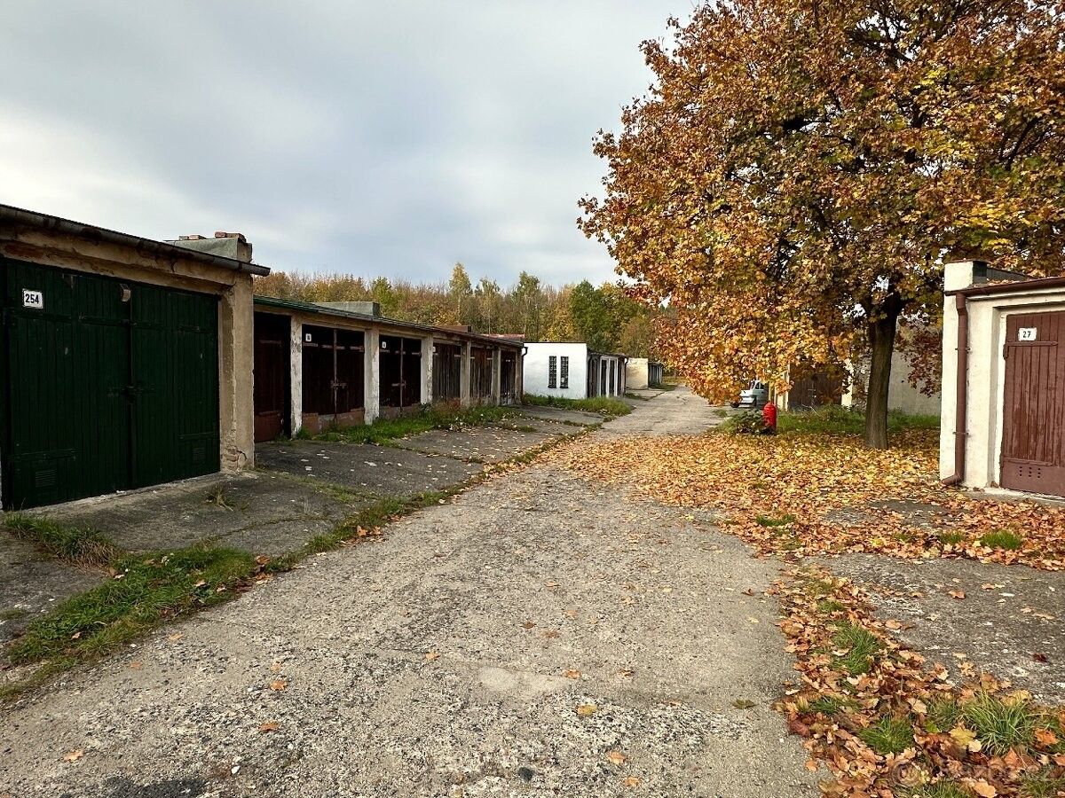 Garáže, Duchcov, 419 01