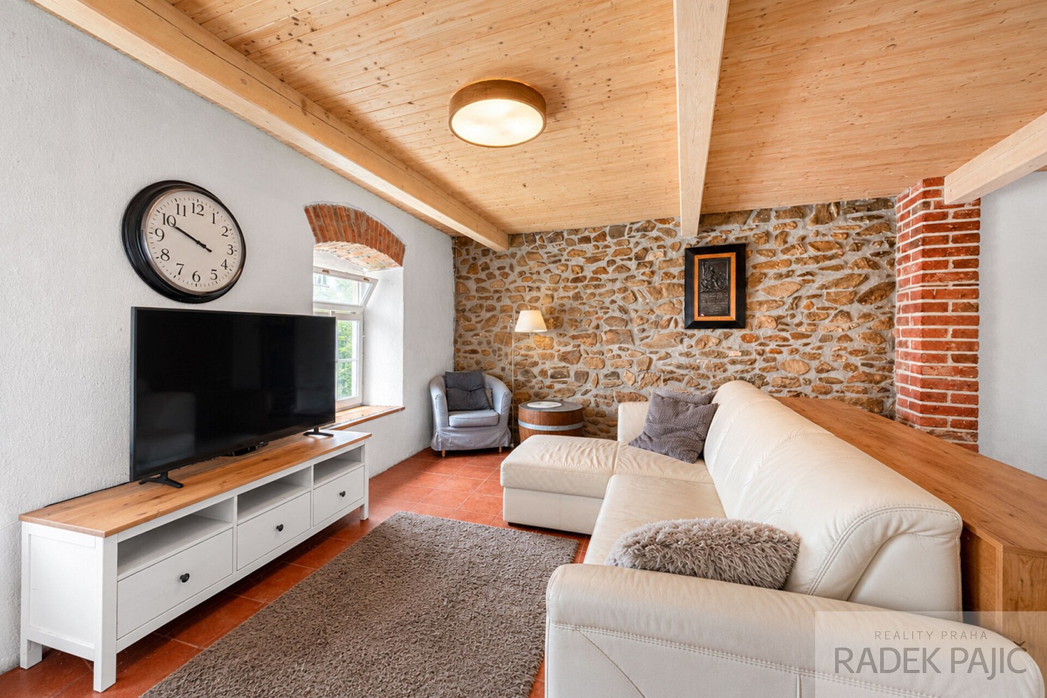 Rodinný dům · 1 127 m² · Neustupov, okres Benešov - 4
