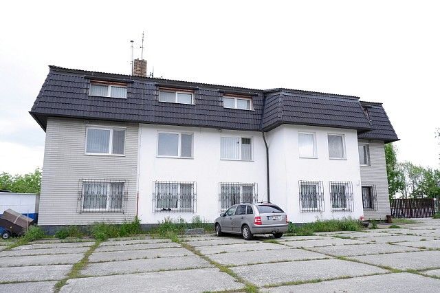 Pronájem kancelář - Vestec, okres Praha-západ, Středočeský kraj, 74 m² - 2