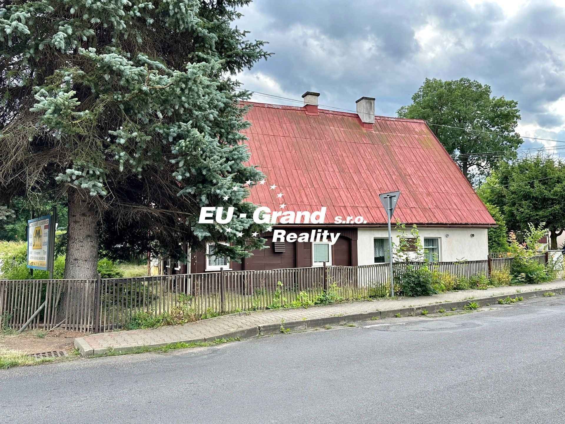 Prodej rodinný dům - Dolní Podluží, 225 m²