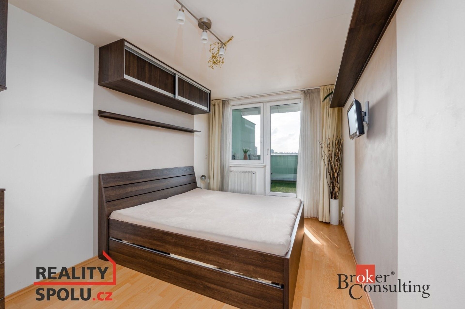 Pronájem byt 3+kk - Kuželova, Praha, 92 m²