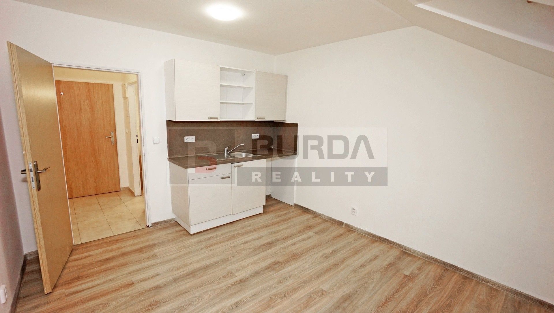 1+kk, Neratovice, 25 m² - 1