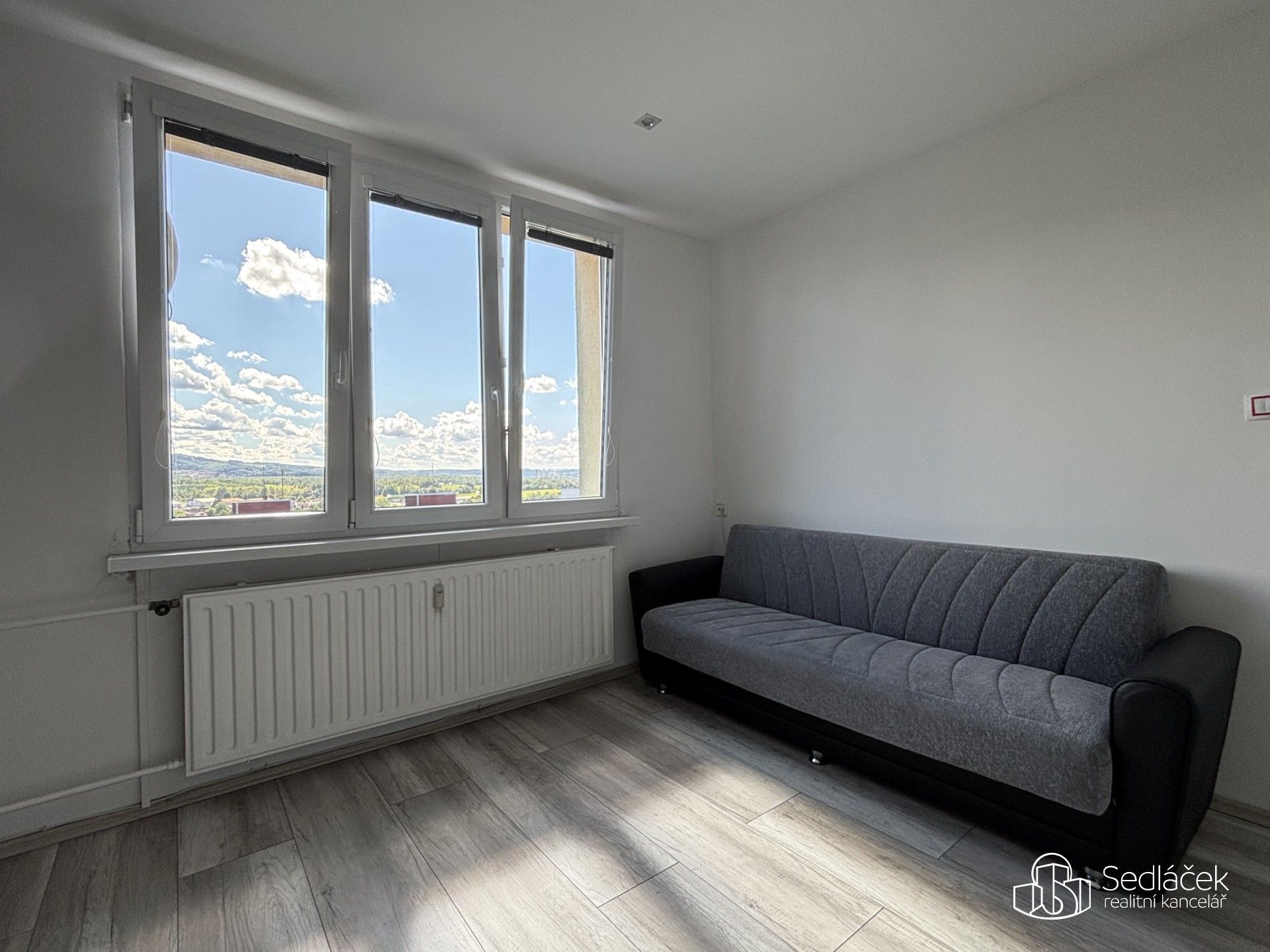 1+1, Slavíčkova, Sokolov, 35 m² - 2