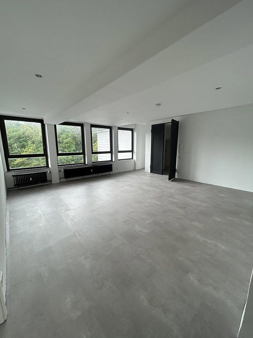 Pronájem byt 3+1 - Bahnstraße 28 Wuppertal Vohwinkel Nordrhein-Westfalen 42327, 118 m² - 5