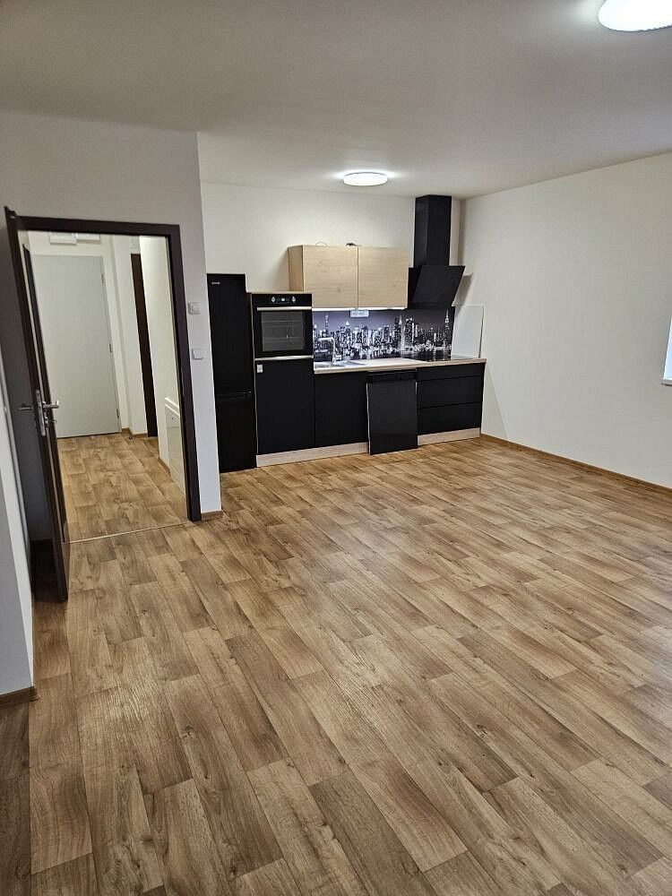 Pronájem byt 3+kk - Dobříč, okres Praha-západ, Středočeský kraj, 79 m² - 2