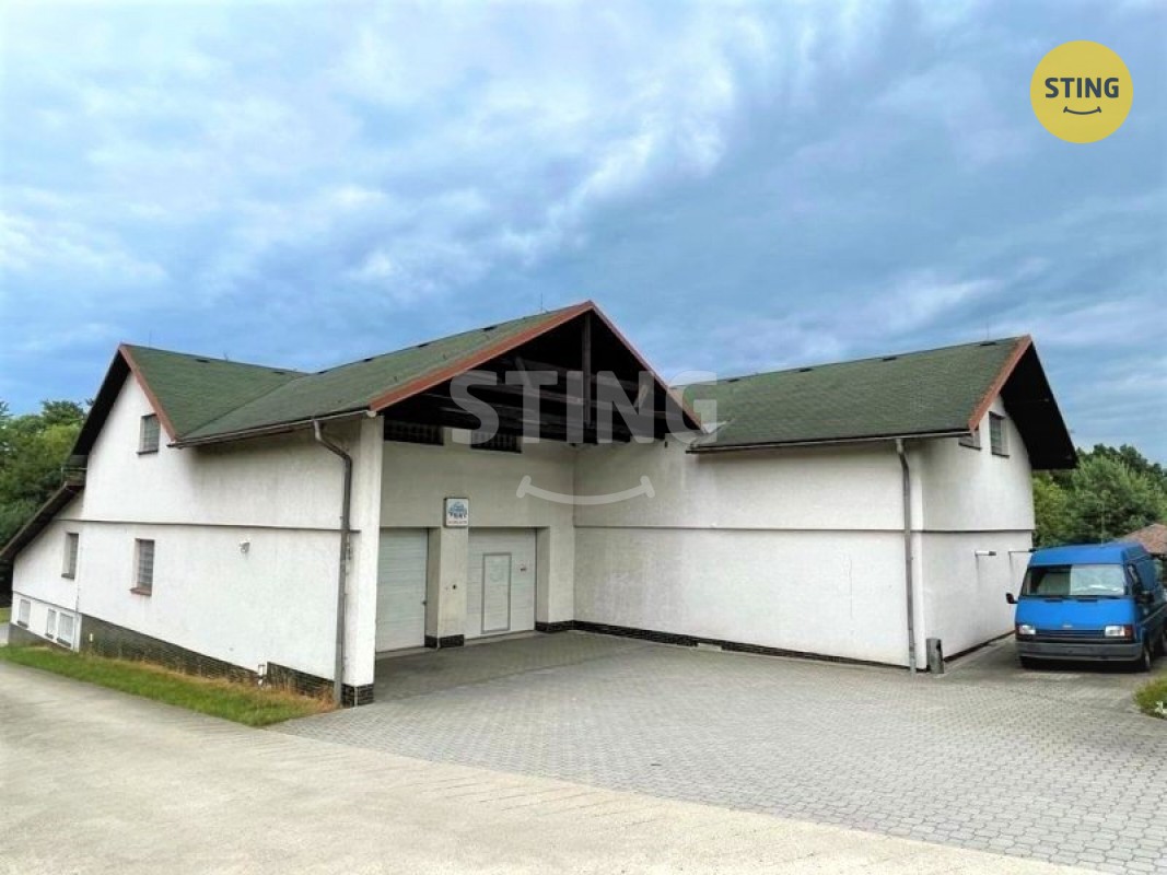 Sklad, 617 m²