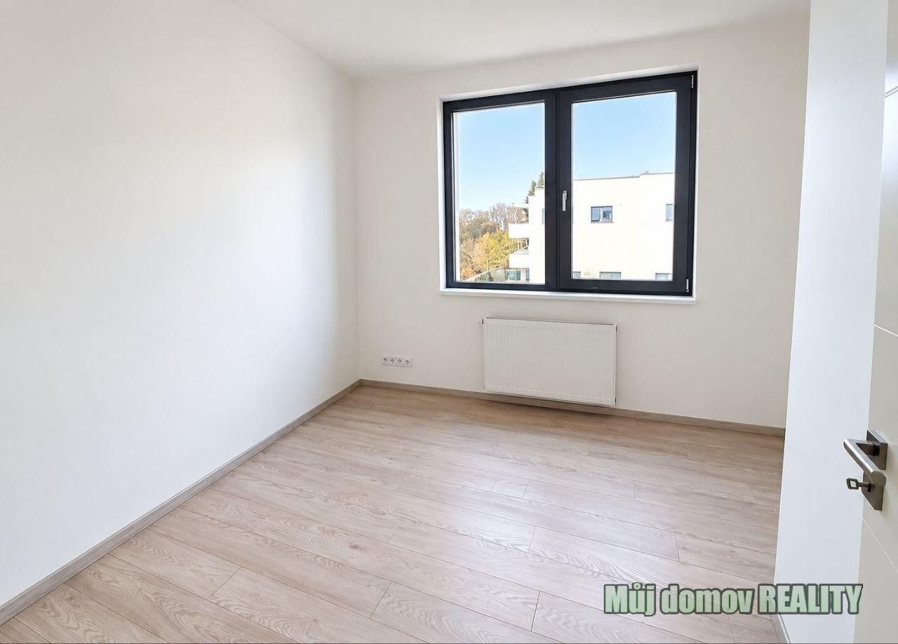 Byt 4+kk · 86 m² · Nad Bání, Praha - 3