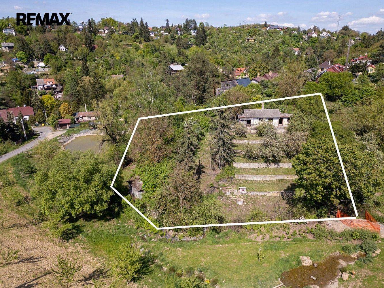Pozemek pro bydlení, 1 537 m²
