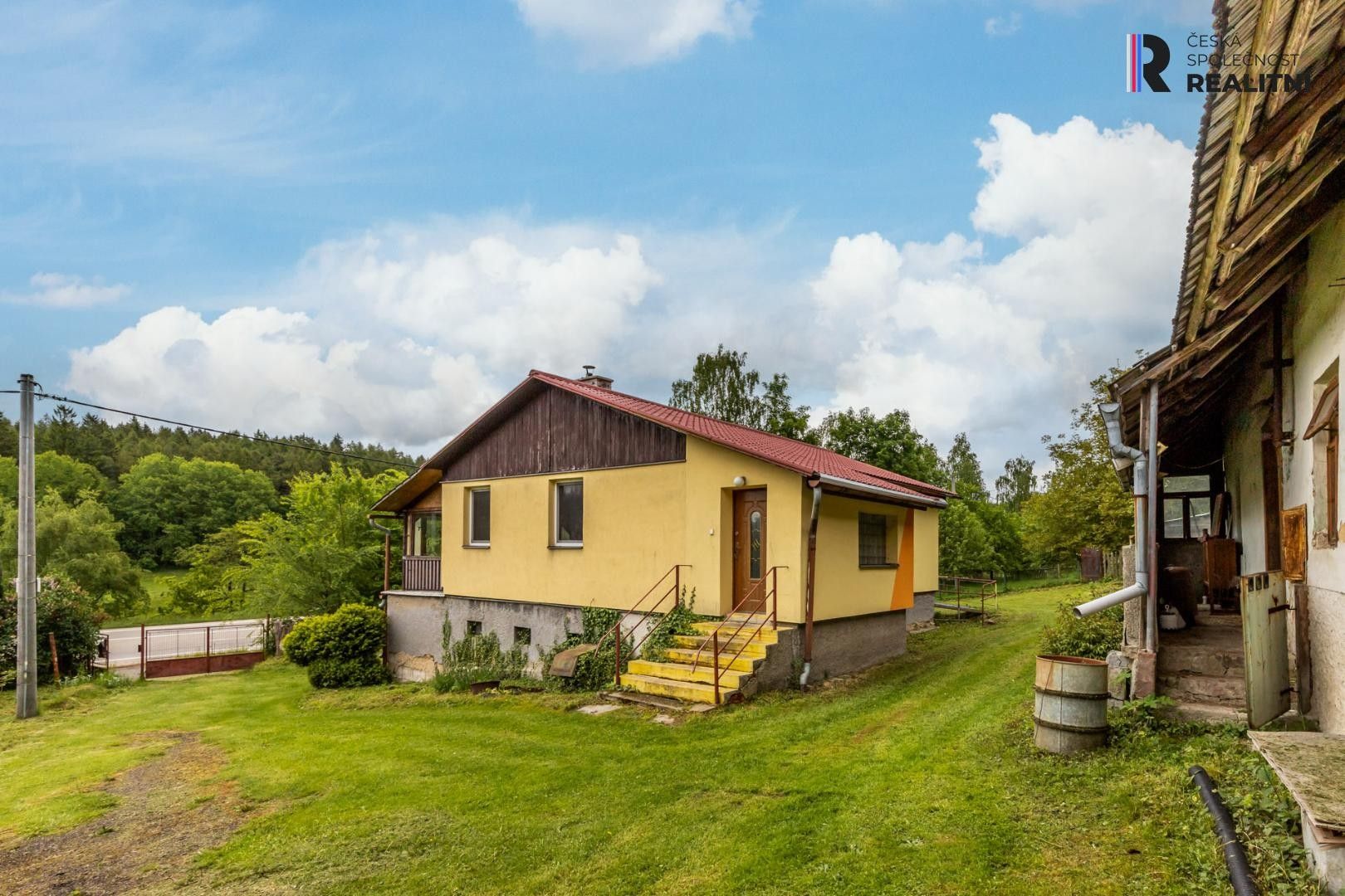 Prodej komerční pozemek - Buchov, Votice