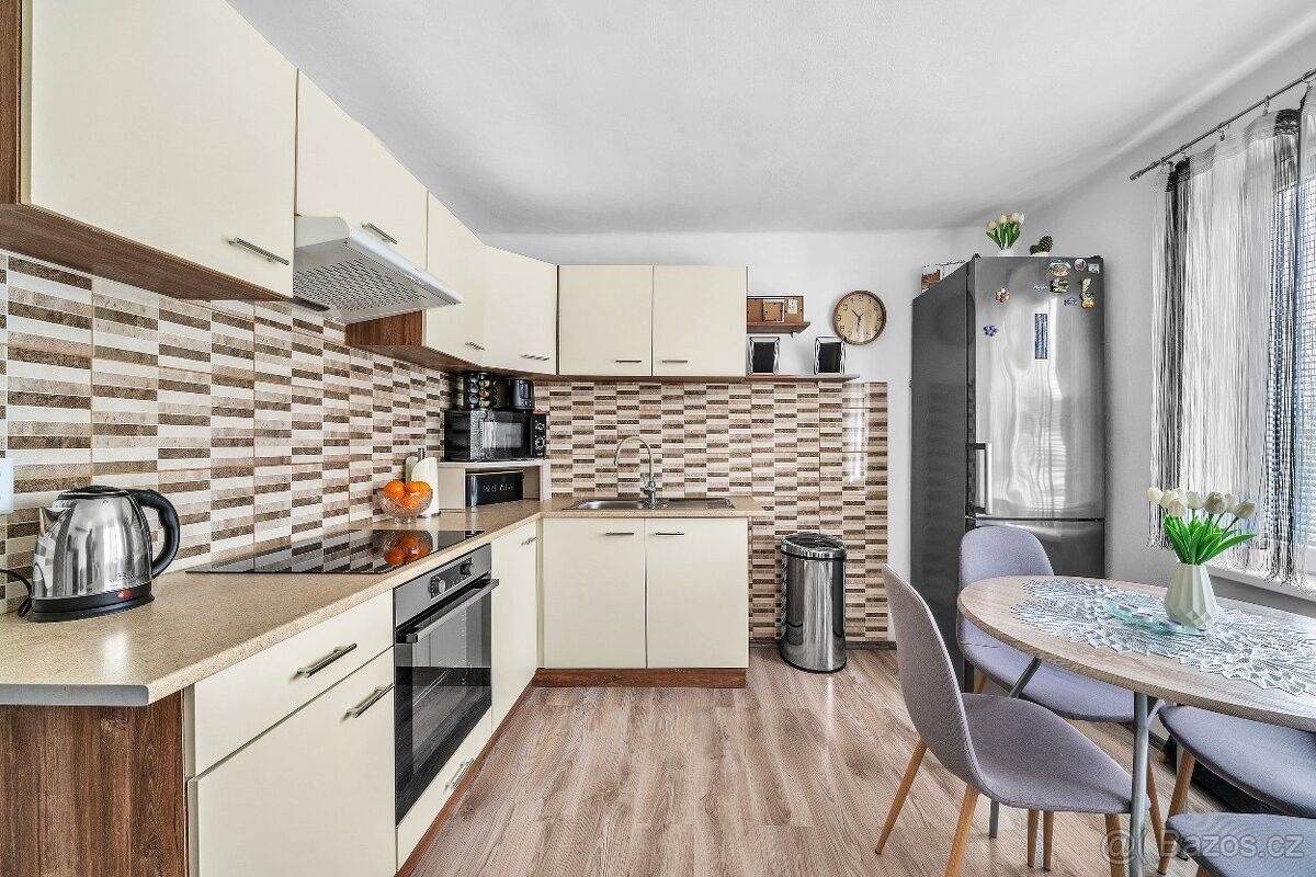 Prodej byt 4+kk - Bečváry, 281 43, 73 m²