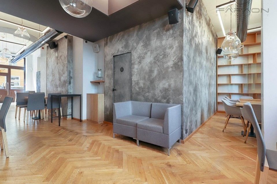 Restaurace · 137 m² · Dlouhá, Praha - 4