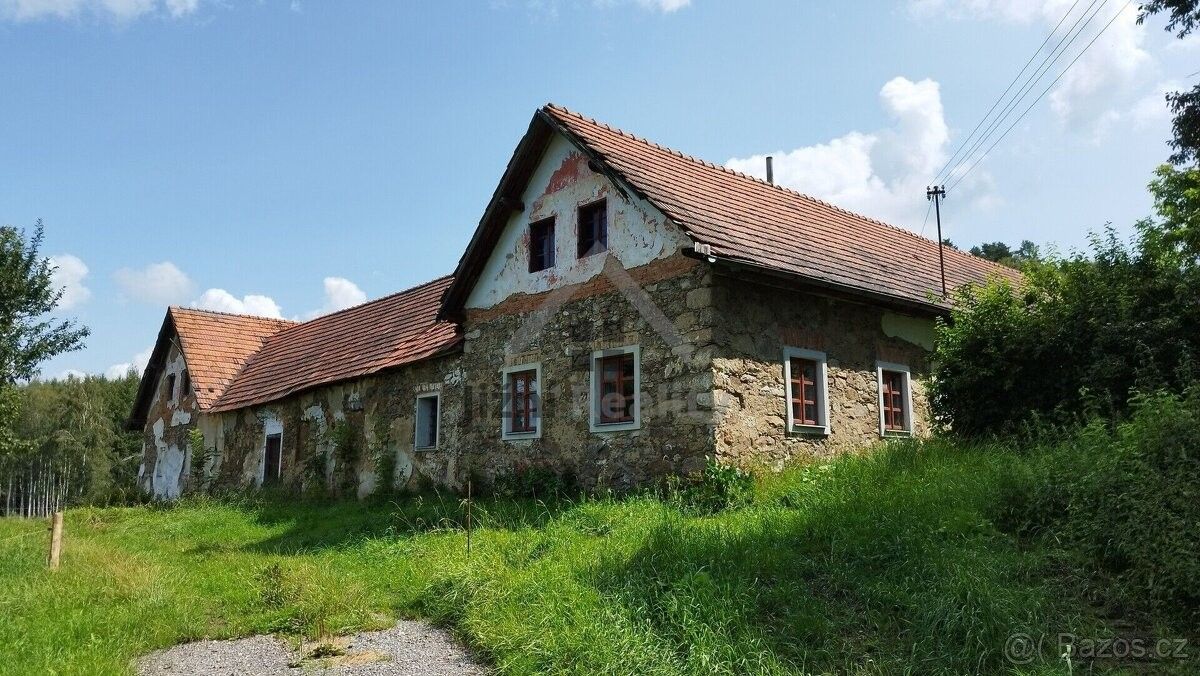Rodinné domy, Benešov nad Černou, 382 41