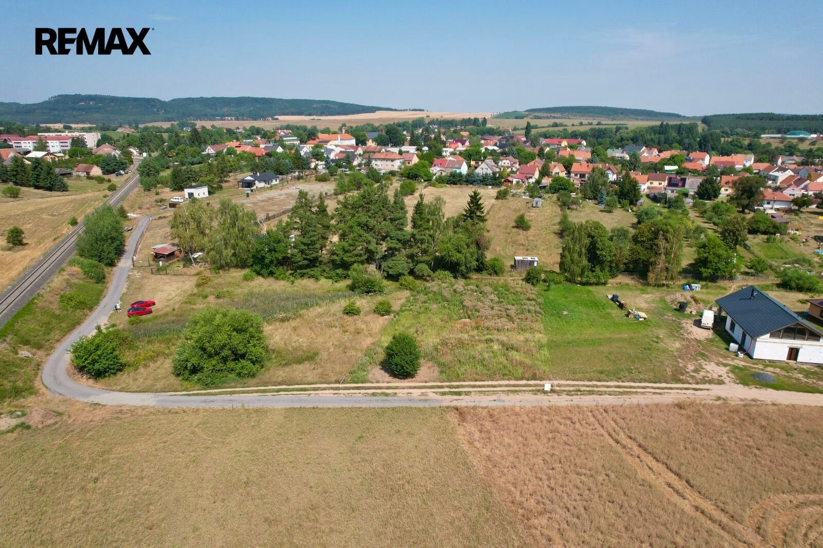 Prodej pozemek pro bydlení - Vroutek, 1 268 m² - 5