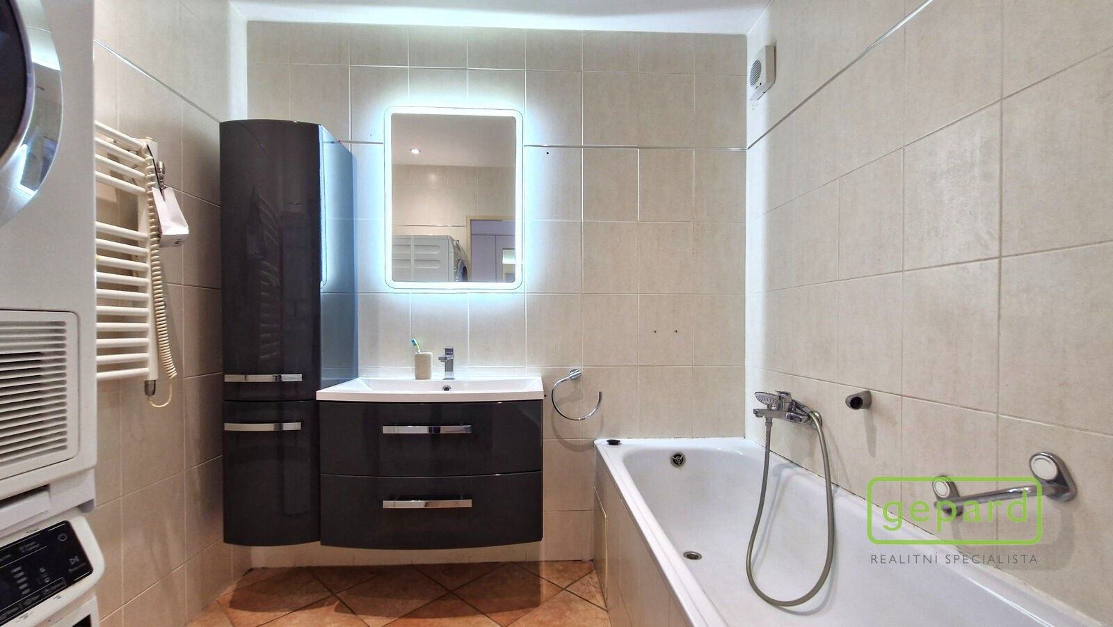 3+kk, Hovorčovická 1717, Praha Kobylisy, 76 m² - 2