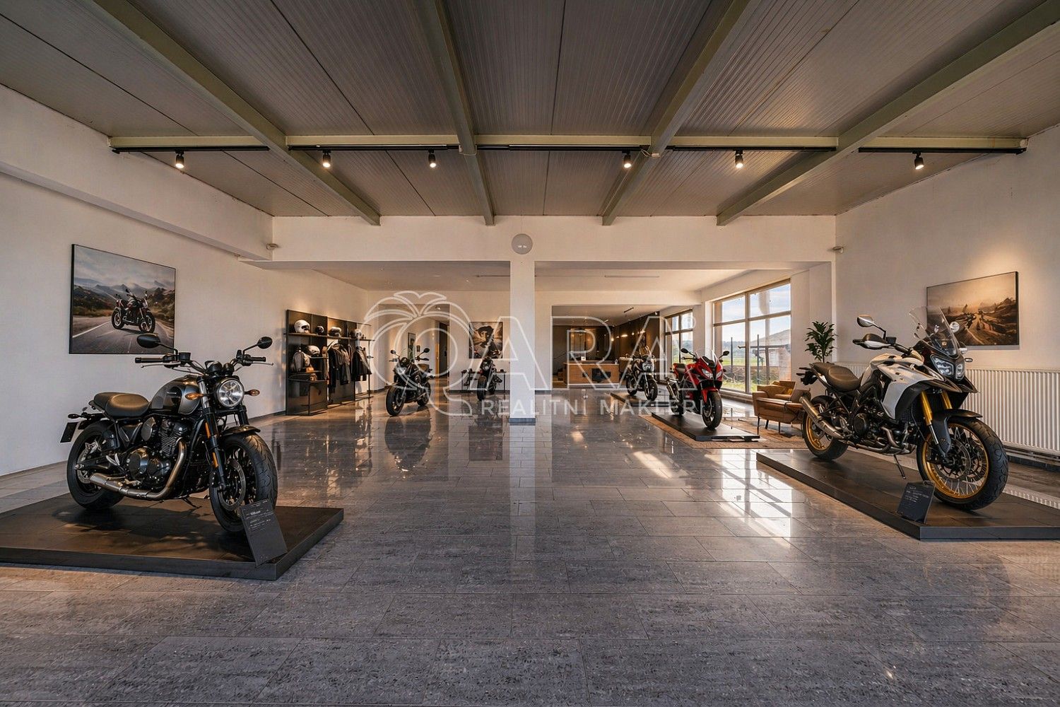 Obchodní prostory · 330 m² · Sukorady, okres Mladá Boleslav, Středočeský kraj - 3
