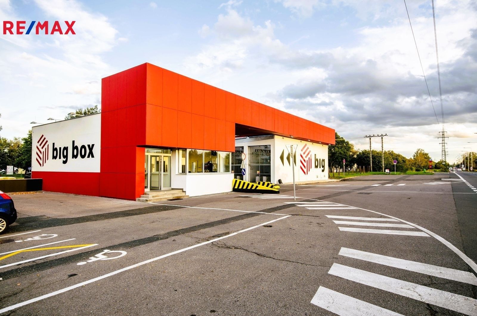 Pronájem komerční pozemek - Ve žlíbku, Praha, 382 m²