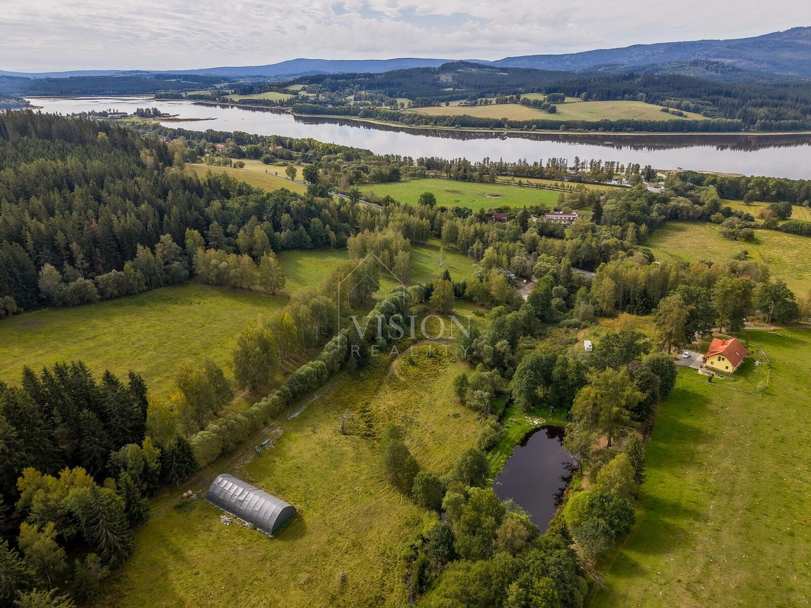 Prodej pozemek pro bydlení - Horní Planá, 926 m² - 5