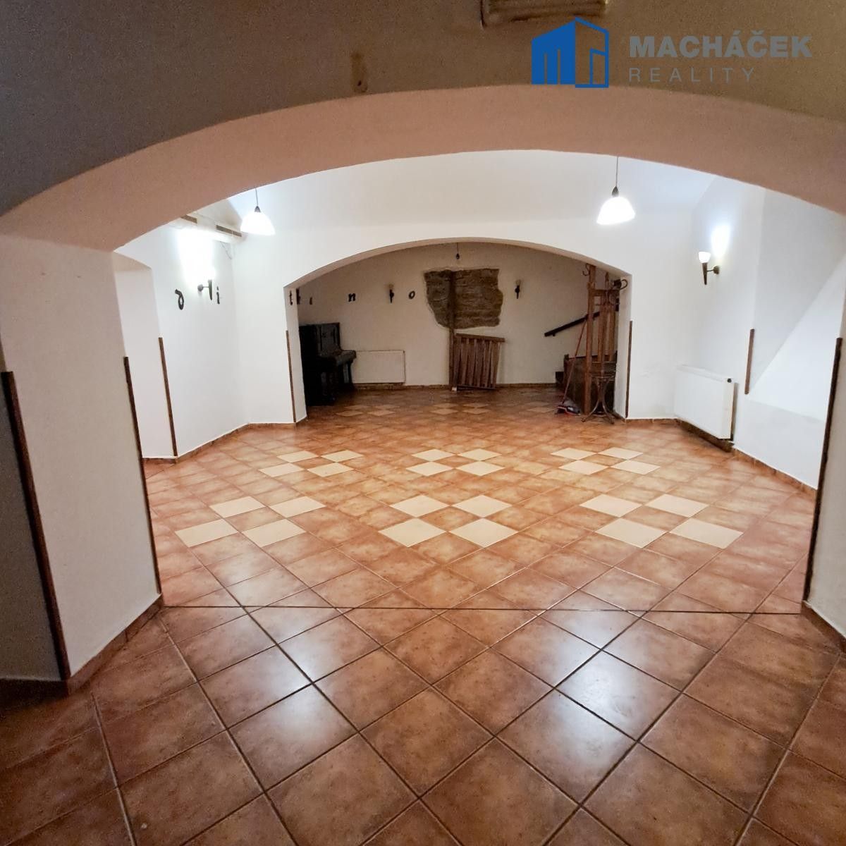 Restaurace, Horova , Ústí nad Labem Ústí nad Labem-centrum, 360 m² - 2