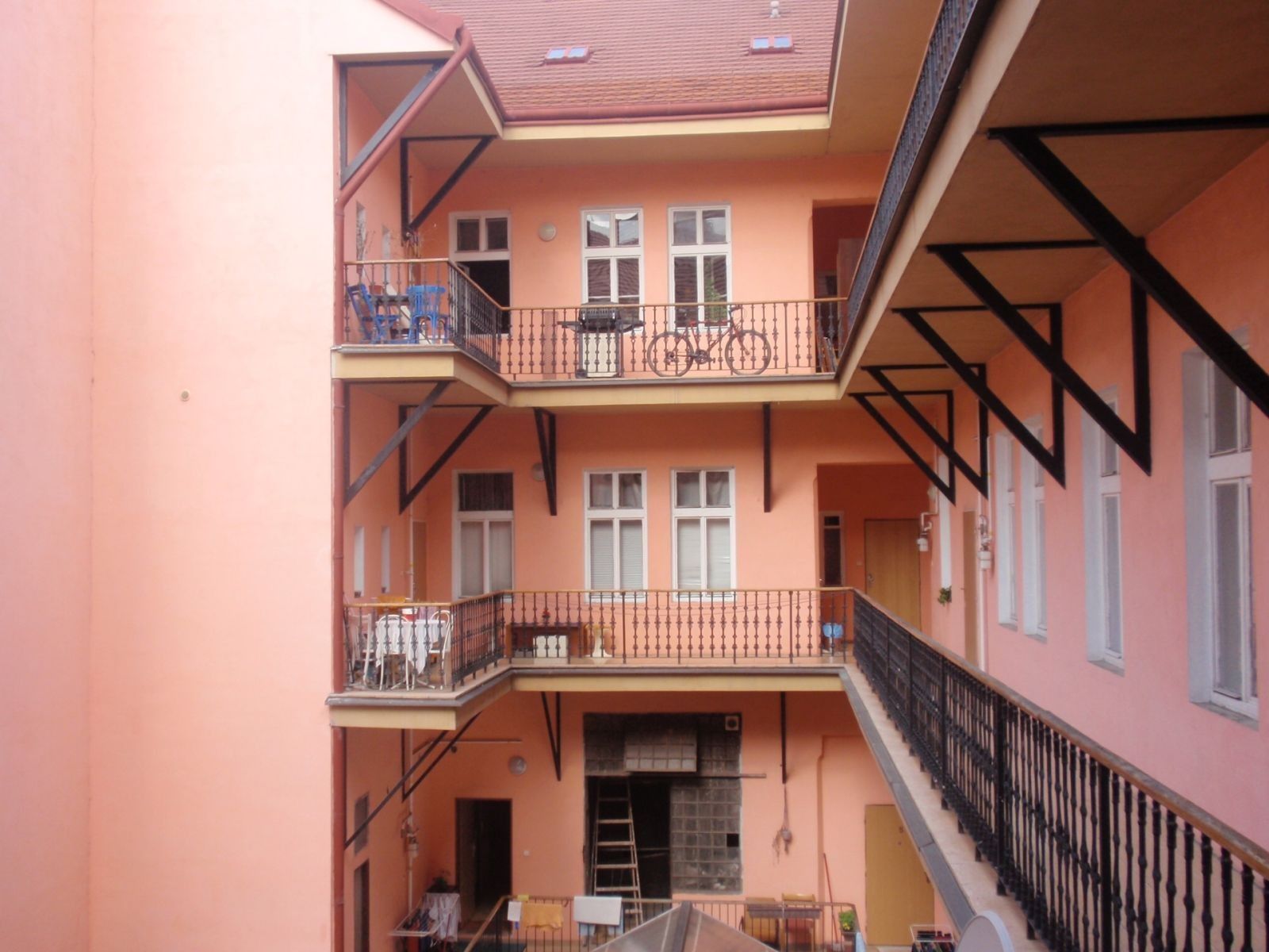 Byt 1+1 · 35 m² · Štefánikova, Praha - Smíchov - 2