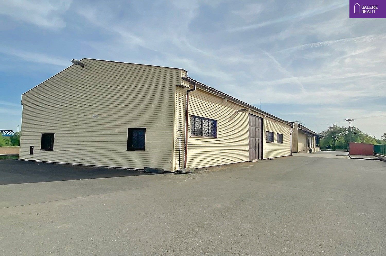 Sklad, 360 m²