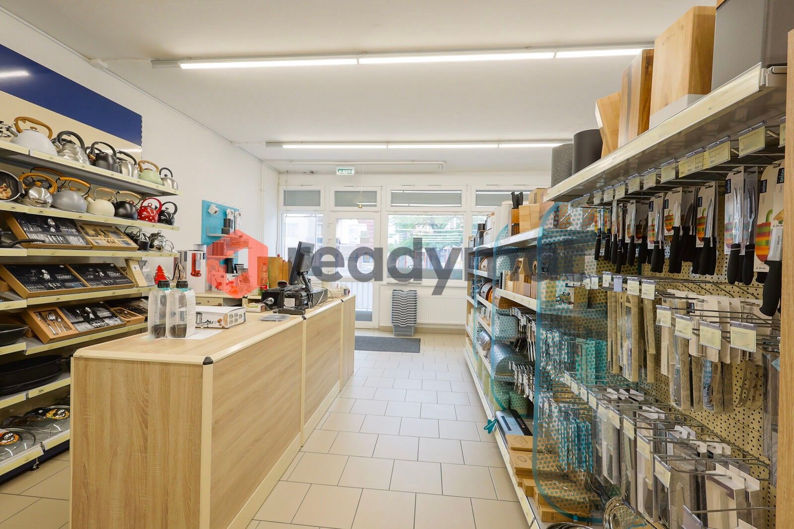 Obchodní prostory, Národní třída, Hodonín, 107 m² - 1