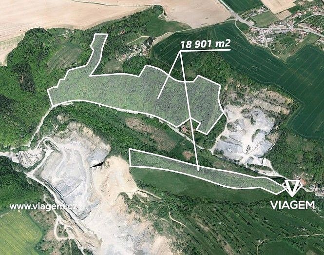 Les, 11 163 m²