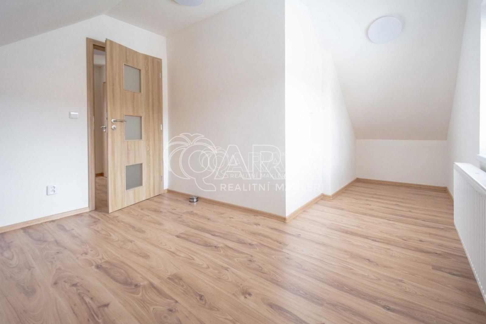 Byt 2+1 · 46 m² · V Hajnovkách, Neratovice - 4