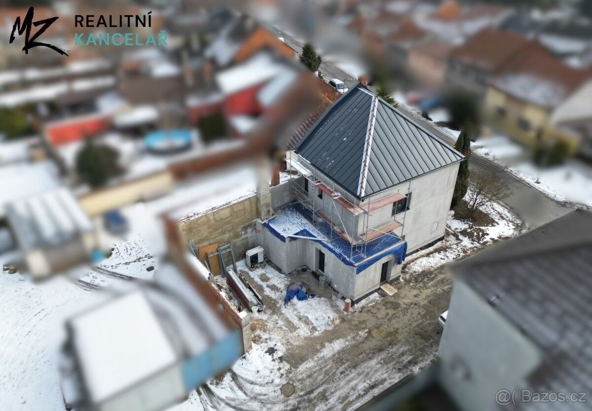 Prodej rodinný dům - Kostelec na Hané, 798 41