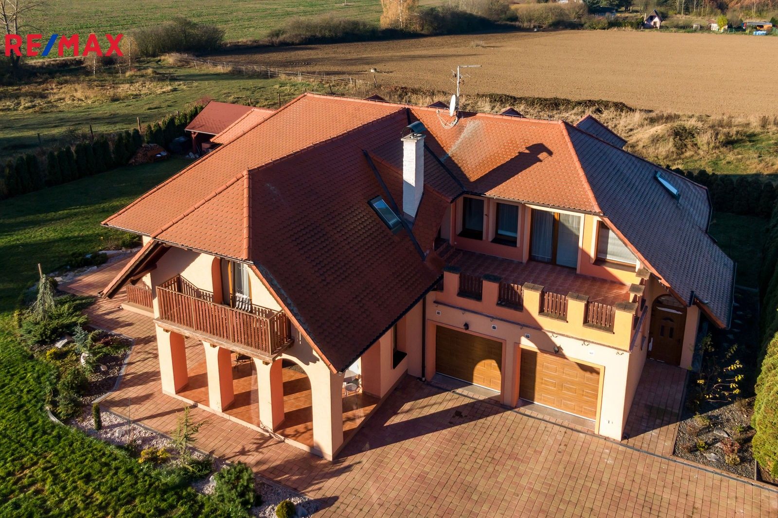 Rodinné domy, Sluneční, Chlumčany, 636 m²