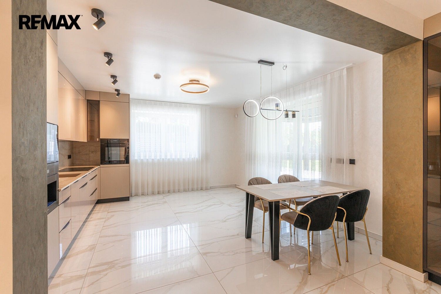 Rodinný dům · 244 m² · Nechybova, Praha 5 - Zbraslav - 4