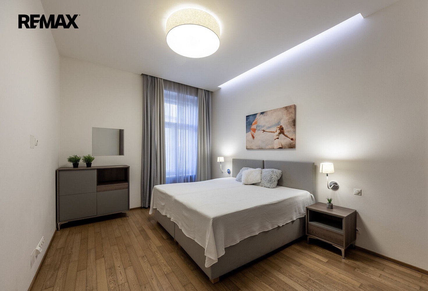 Byt 2+kk · 71 m² · Křižovnická, Praha 1 - Staré Město - 3