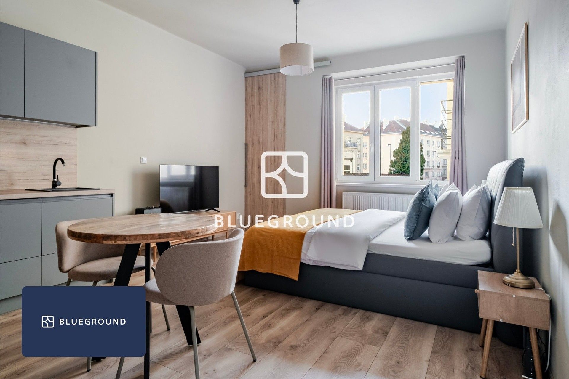 1+kk, 28. pluku, Praha, 37 m²