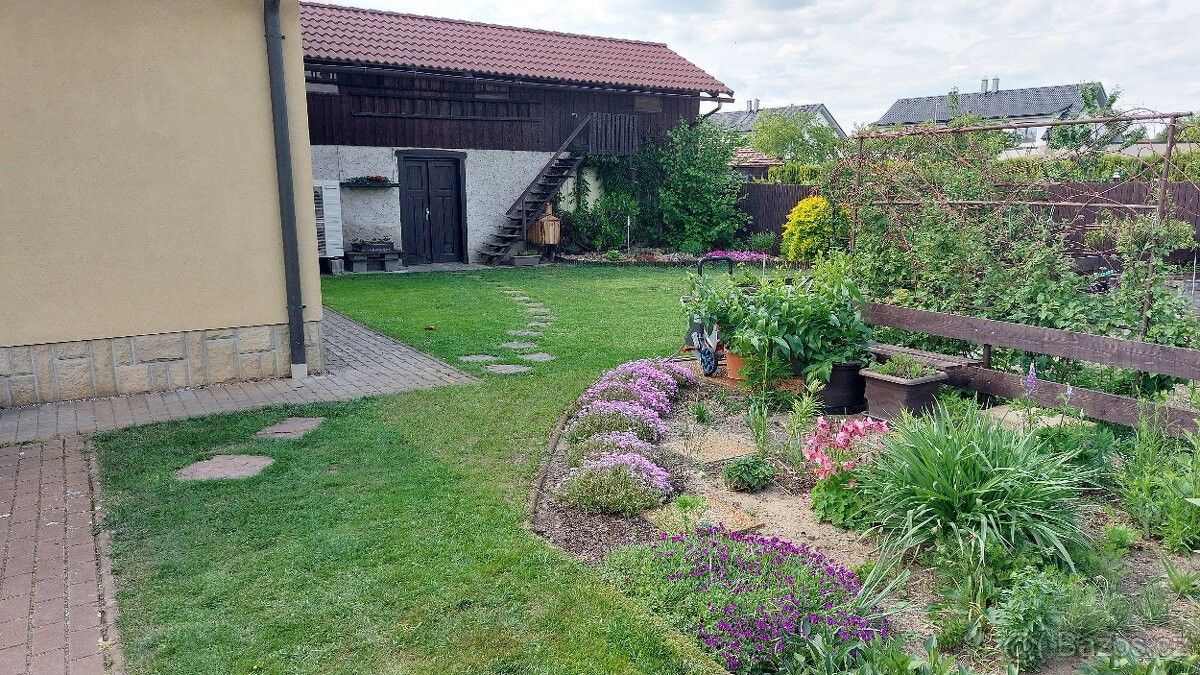 Prodej rodinný dům - Přerov nad Labem, 289 16 - 2