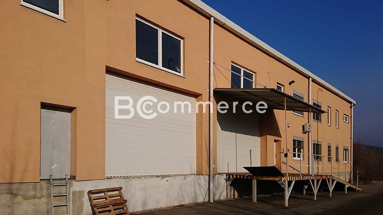 Sklady, Kuřim, okres Brno-venkov, 2 400 m² - 2