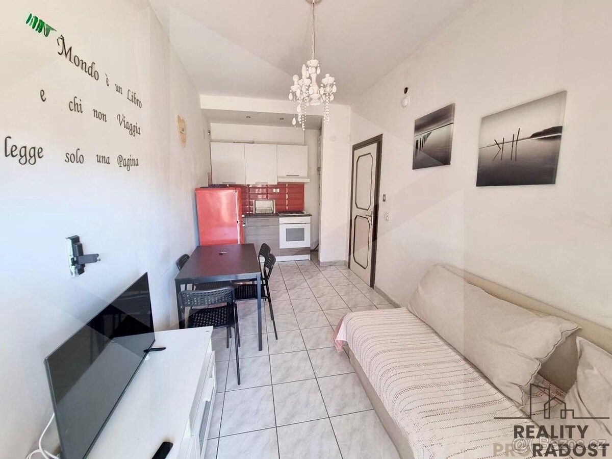 Prodej byt - 987 66, Zahraničí