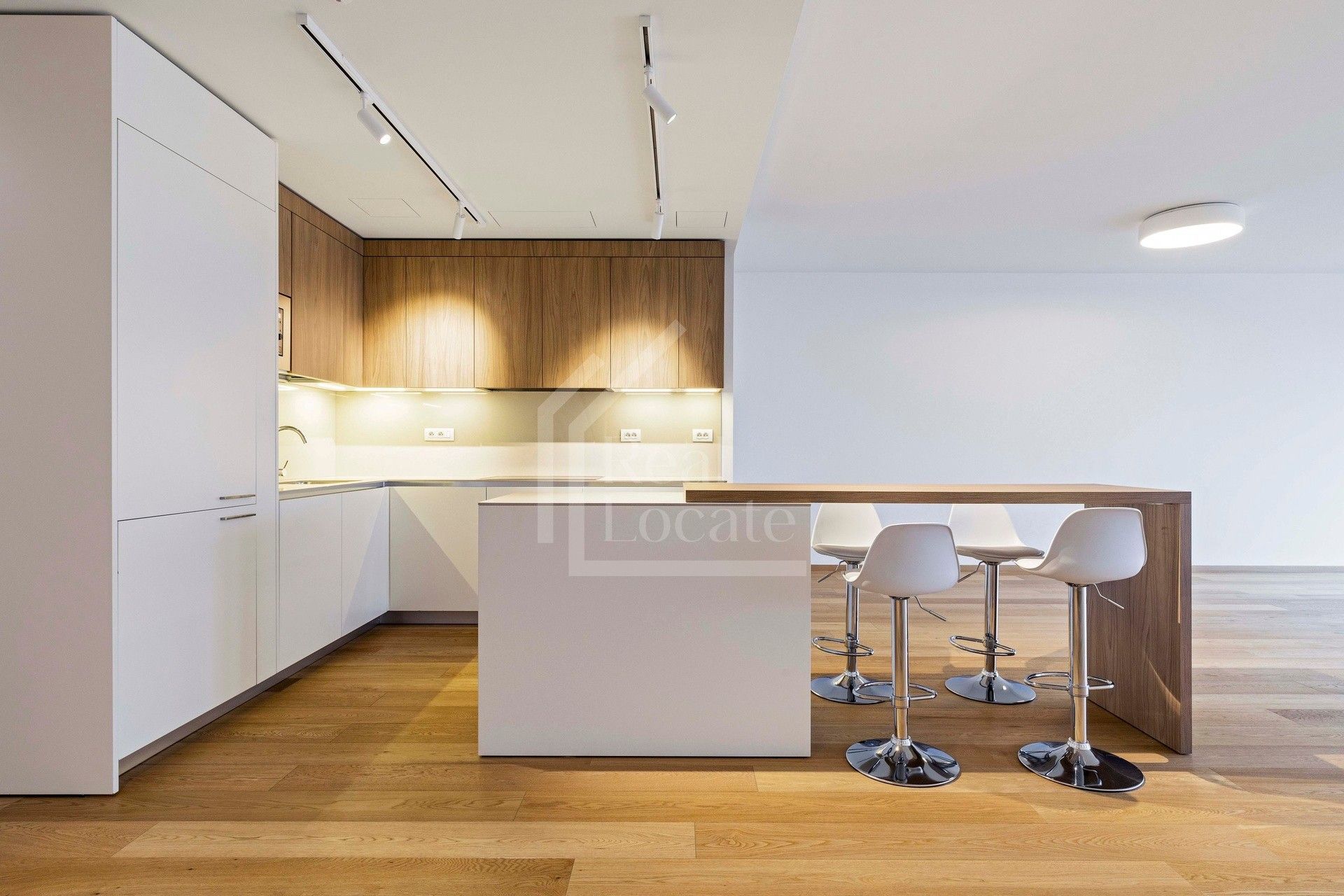 Pronájem byt 4+kk - Praha, 178 m²