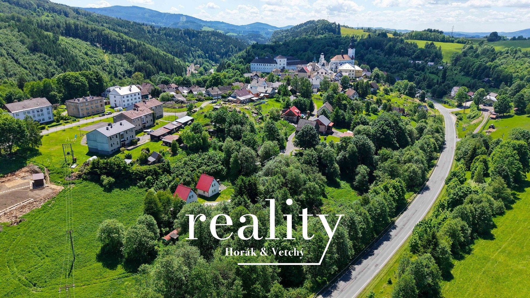 Pozemek pro bydlení, 2 462 m²