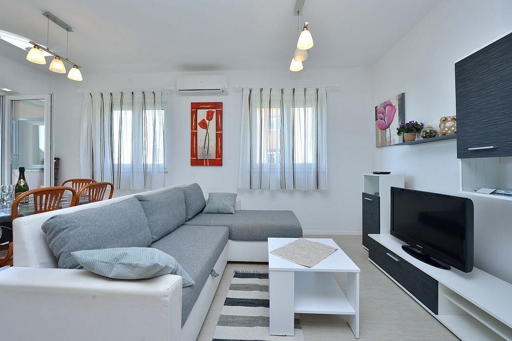 Prodej byt 3+kk - Privlaka, HR, 67,8 m² - 5