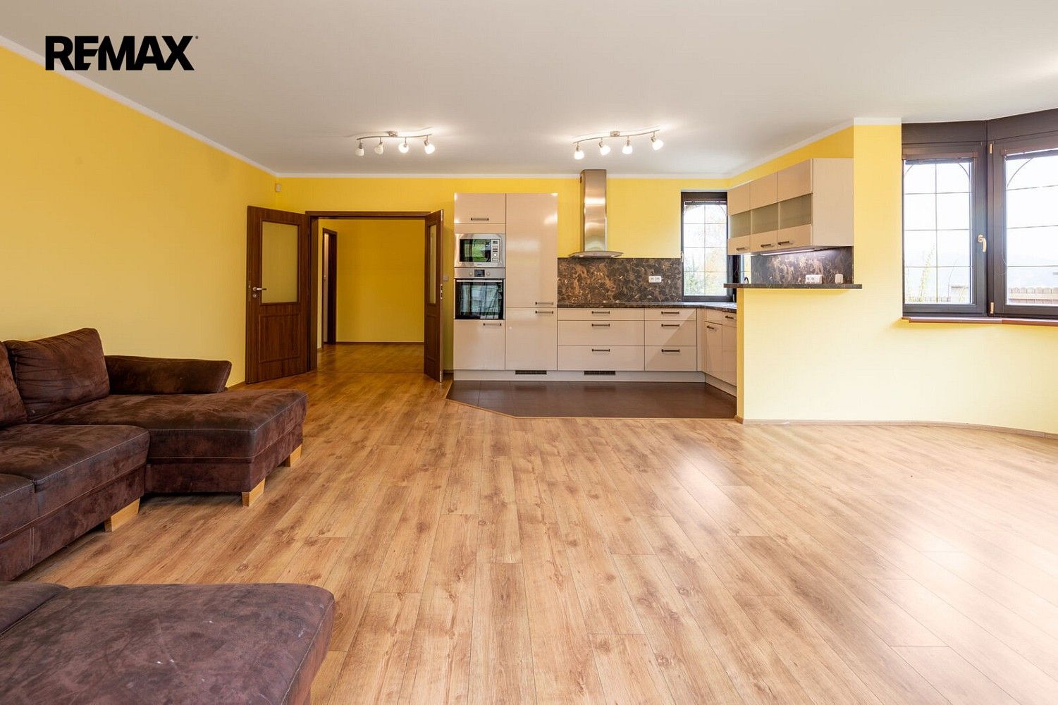 Prodej rodinný dům - Jenišov - Pod Rohem, okres Karlovy Vary, Karlovarský kraj, 205 m² - 5