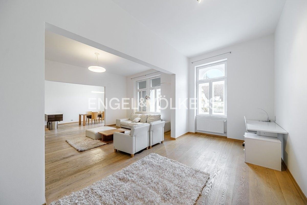 Pronájem byt 2+kk - Kořenského 1052, Praha Smíchov, 128 m² - 5