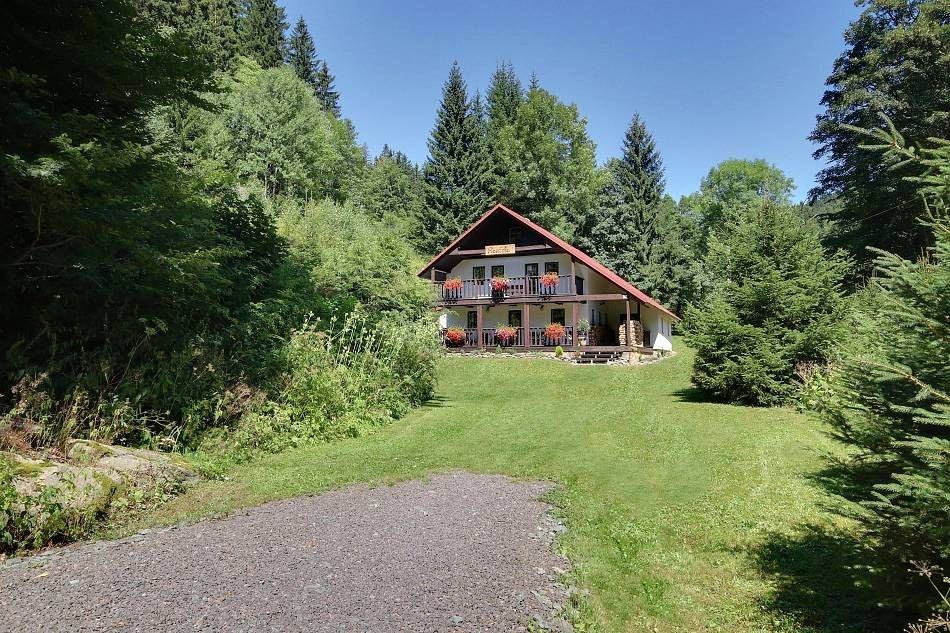 Chaty, Deštné v Orlických horách, Královéhradecký kraj - 2