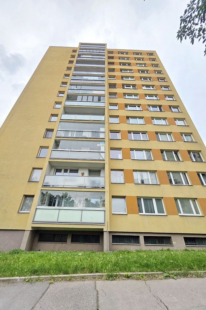 Byt 3+1 · 69 m² · Praha - Kobylisy, okres Praha 8, Hlavní město Praha - 3