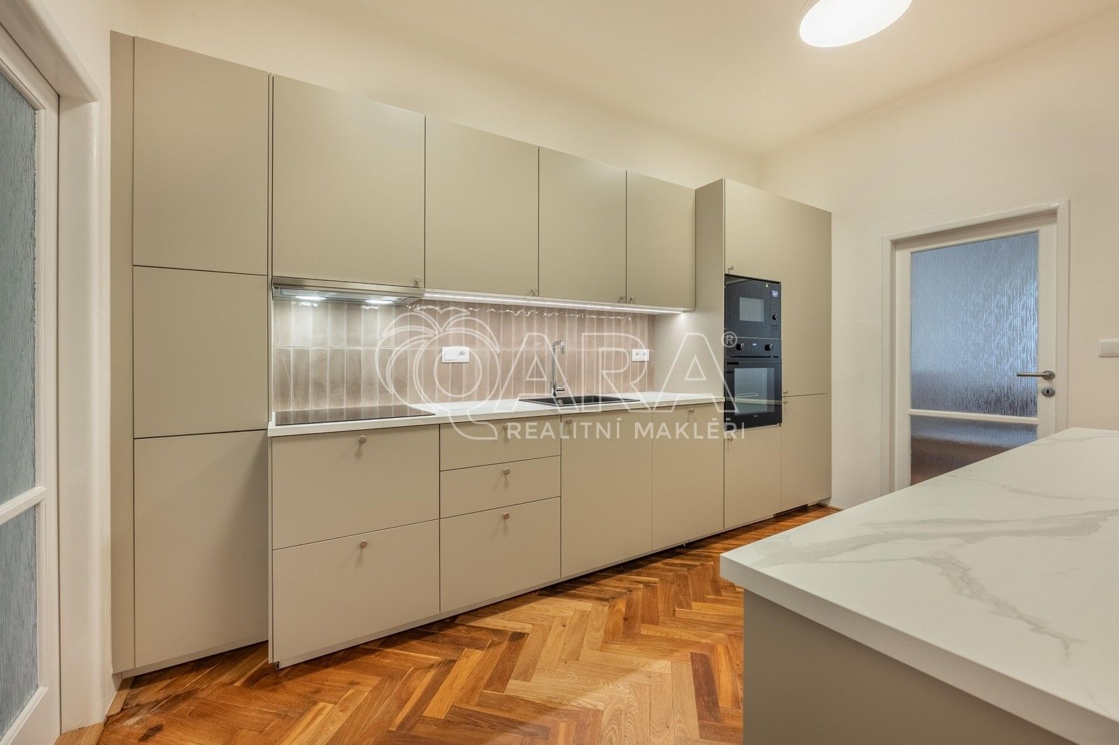 3+1, Na Mlejnku, Praha, 70 m²